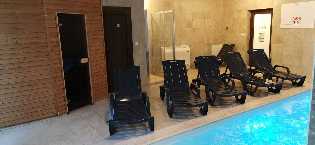 Balaton&Center Wellness Apartman Siófok Eksteriør billede